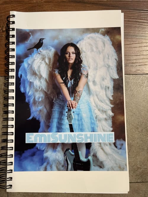 EmiSunshine's note book